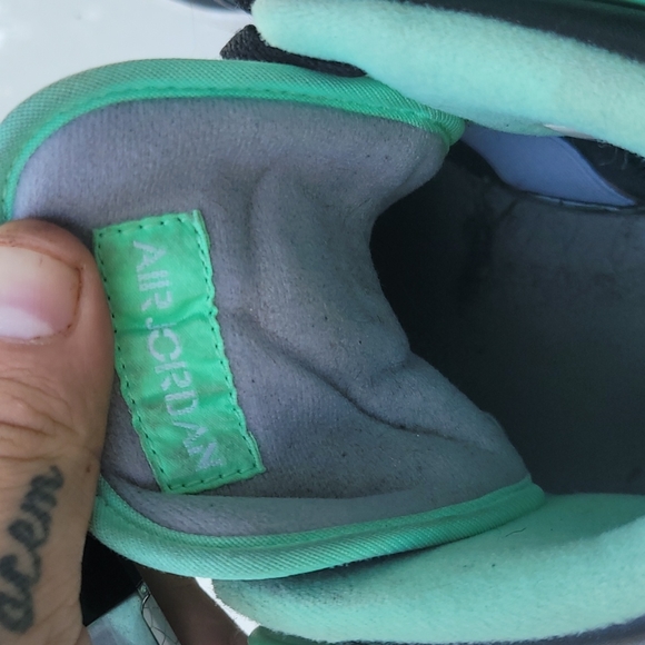 The Air Jordan 1 Retro ’89 “Green Glow” SZ11 - Picture 4 of 8